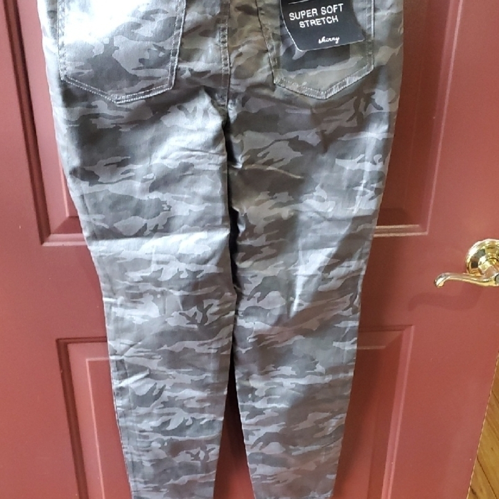 Needle And Cloth Gray Camouflage Skinny Jeans for Women 14 - Picture 10 of 11